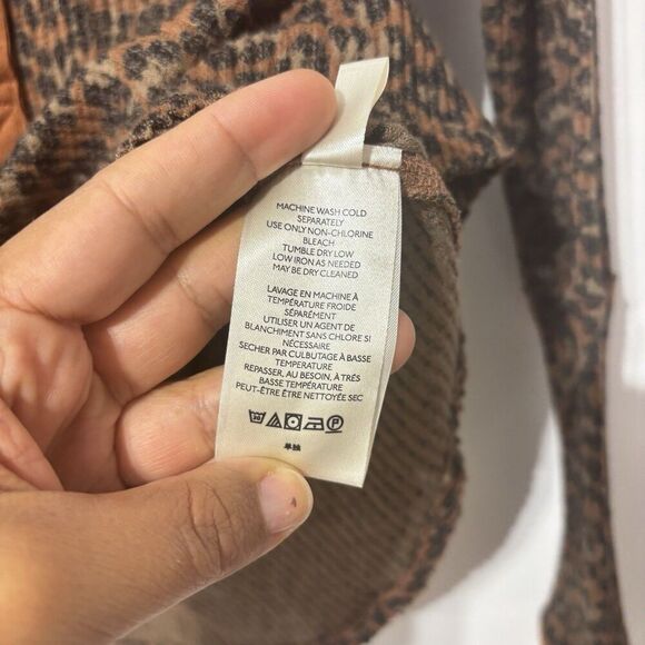 Free People We The Free Everest Henley Top Size XS Leopard Brown Waffle Knit - Picture 7 of 10